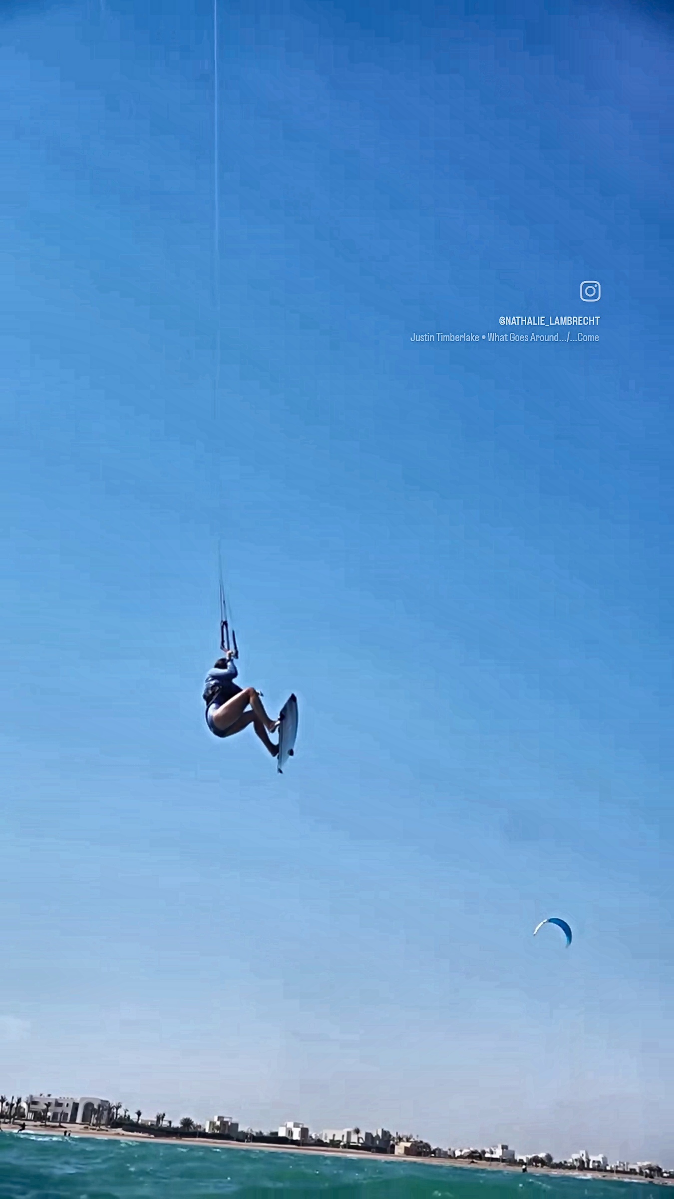 Bay cao cùng gió biển: khoảnh khắc Big Air