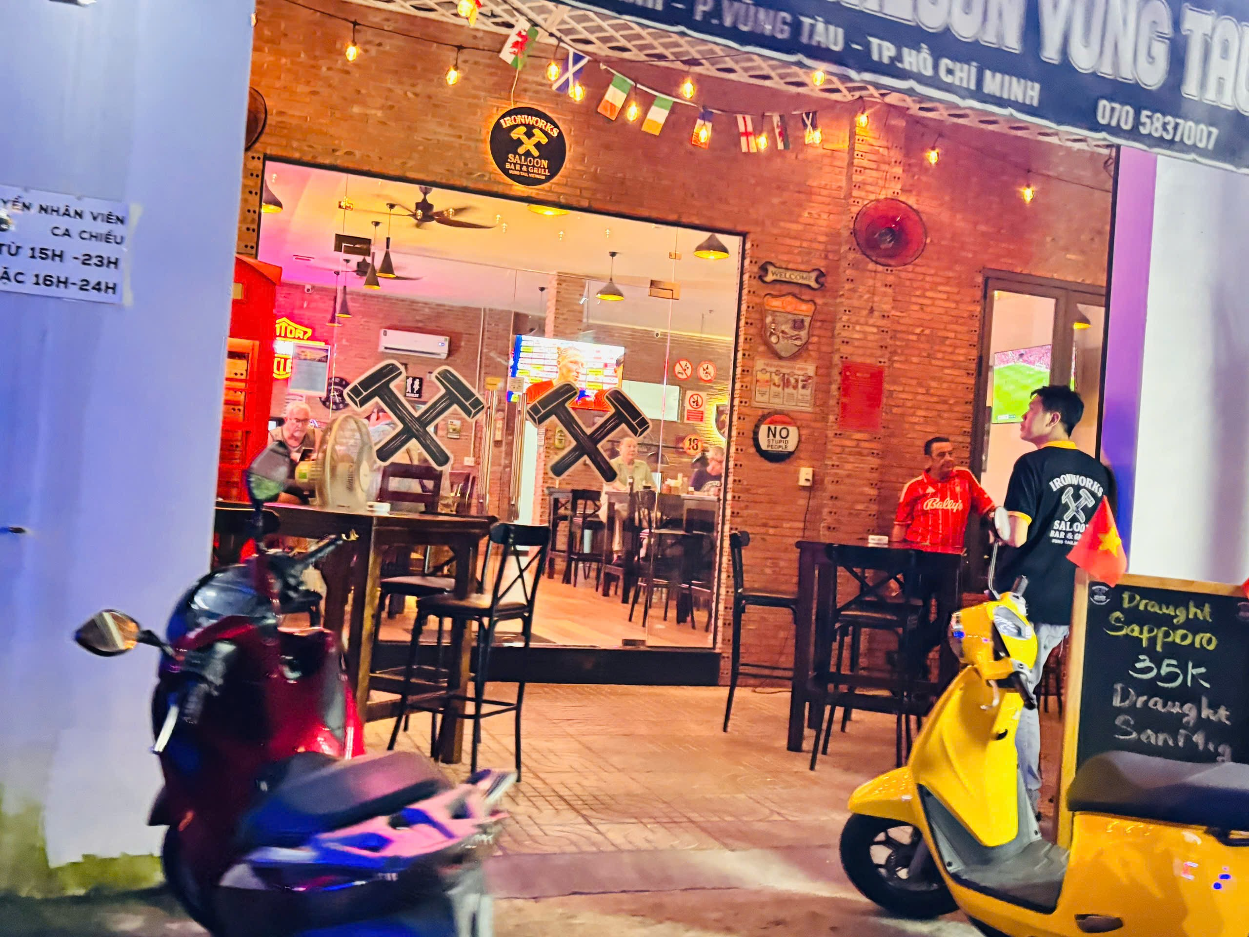Kitesurfing Vung Tau & Western Quarter – The Perfect Weekend Escape Looking for a…